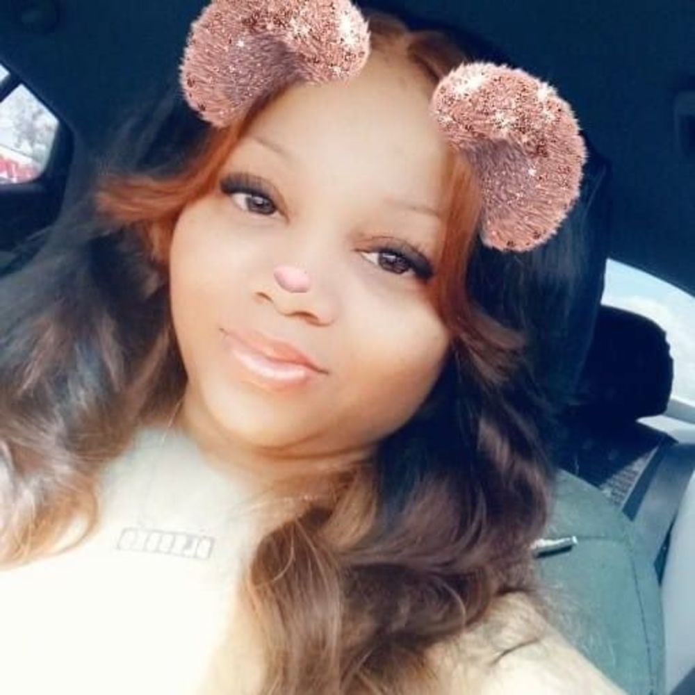 Meet your Posher, La'keva